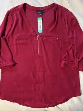 Fortune + Ivy Women's Wine Zip-Front Blouse